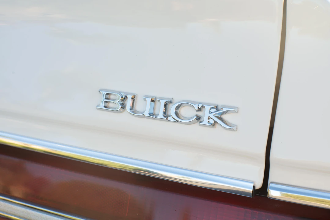 1987 Buick Regal - Image 25 of 31