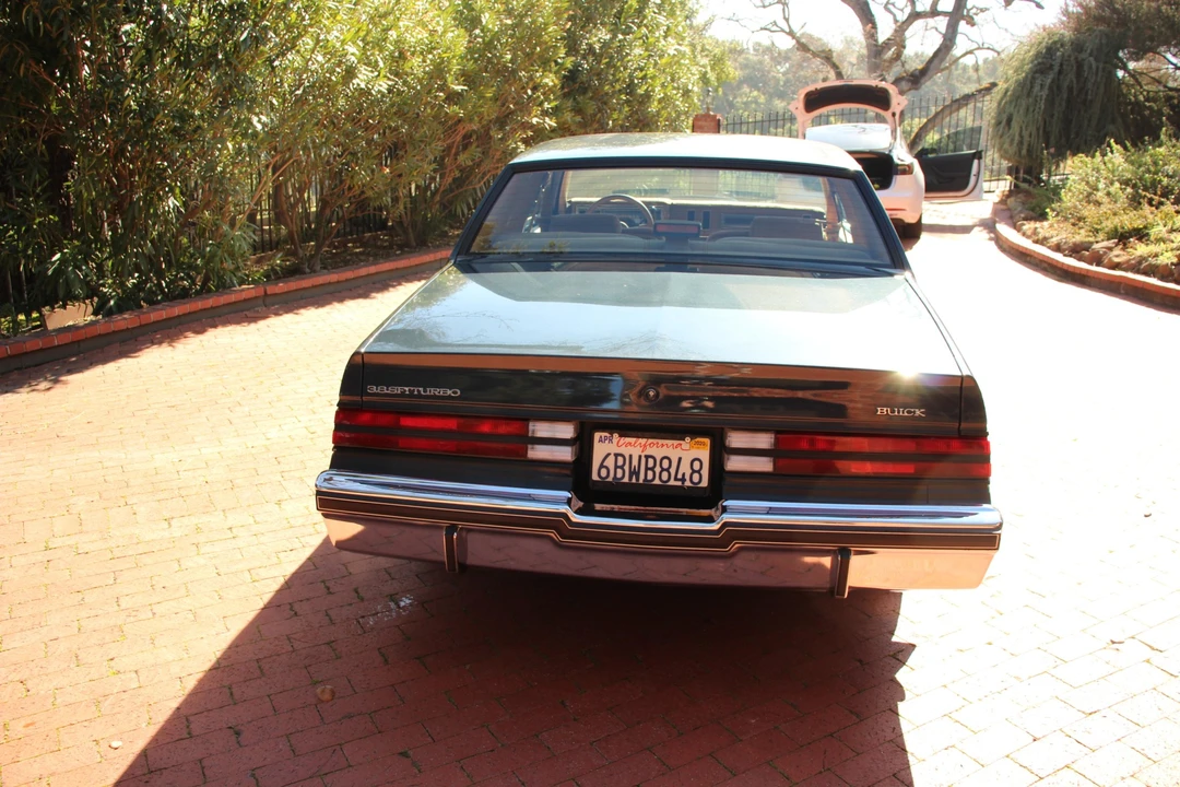 1987 Buick Regal - Image 21 of 31