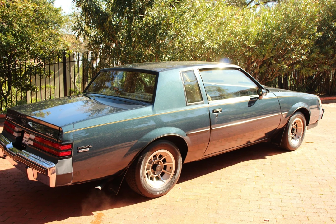 1987 Buick Regal - Image 24 of 31