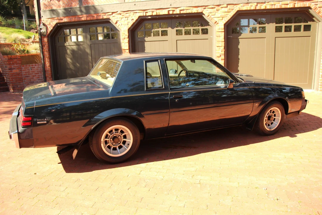 1987 Buick Regal - Image 27 of 31