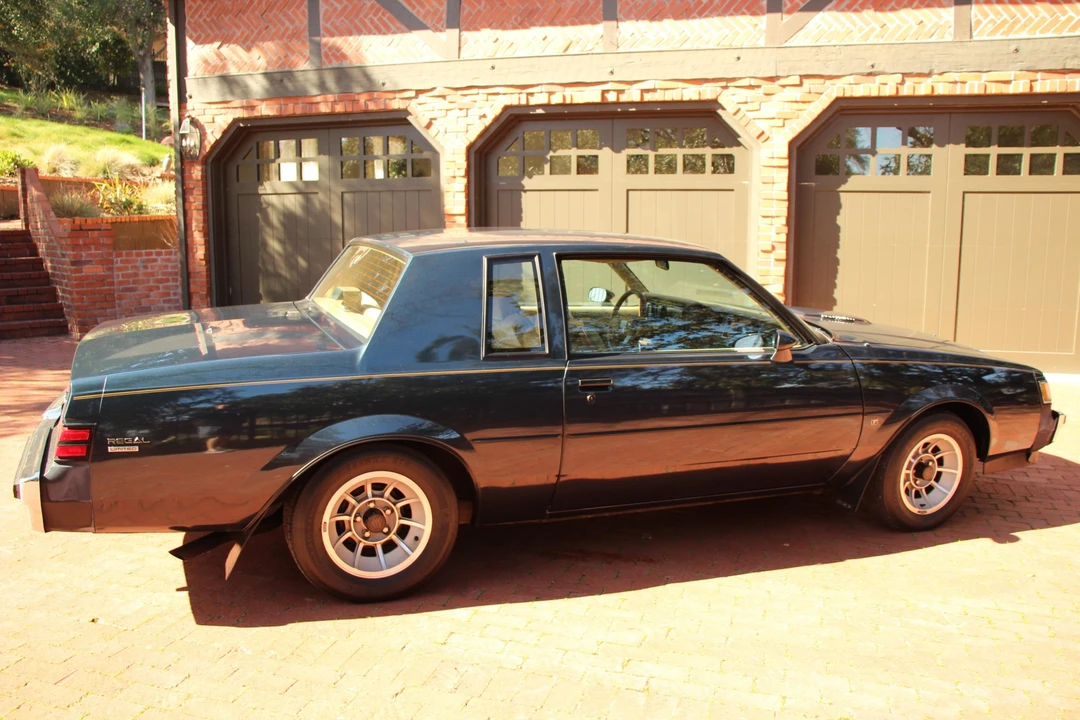 1987 Buick Regal - Image 28 of 31