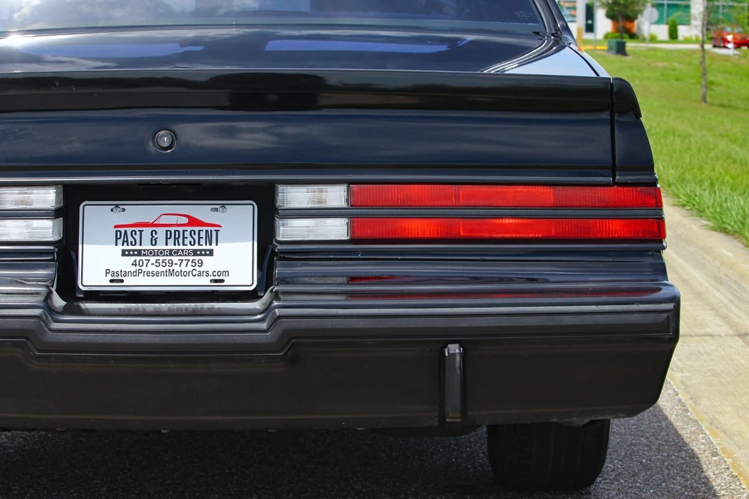 1987 Buick Regal - Image 24 of 31