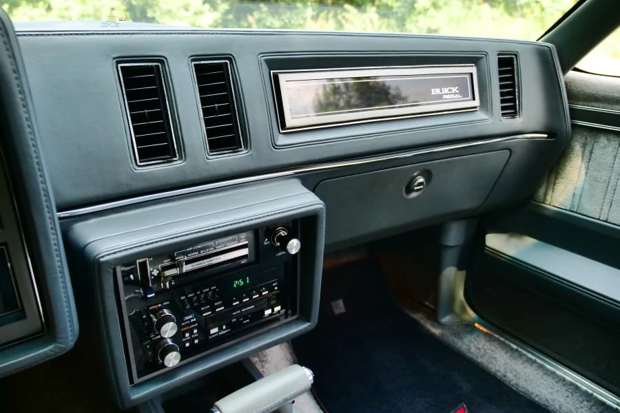 1987 Buick Regal - Image 21 of 26