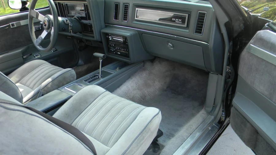 1987 Buick Regal - Image 14 of 19
