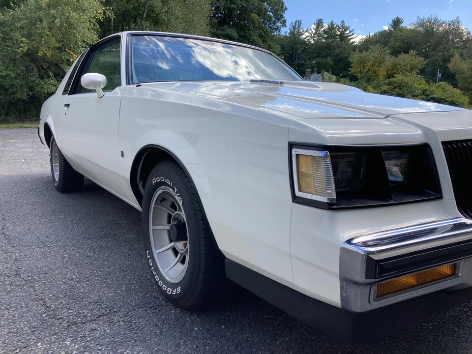 1987 Buick Regal - Image 28 of 31
