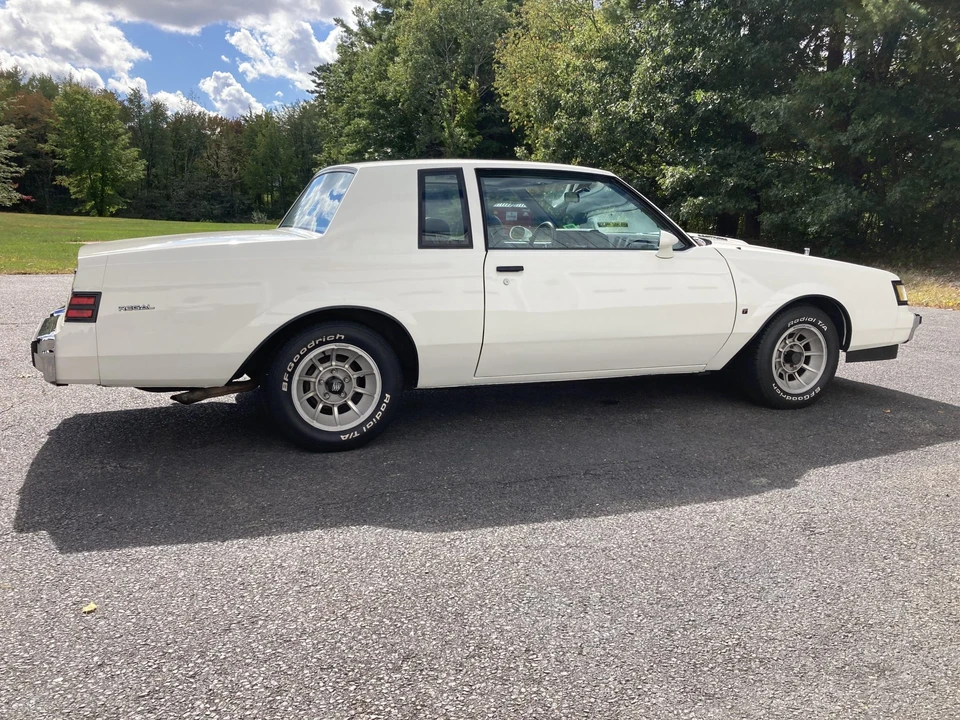 1987 Buick Regal - Image 18 of 31