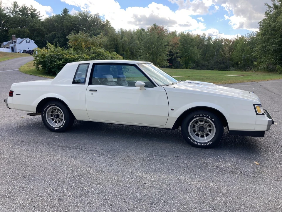 1987 Buick Regal - Image 16 of 31