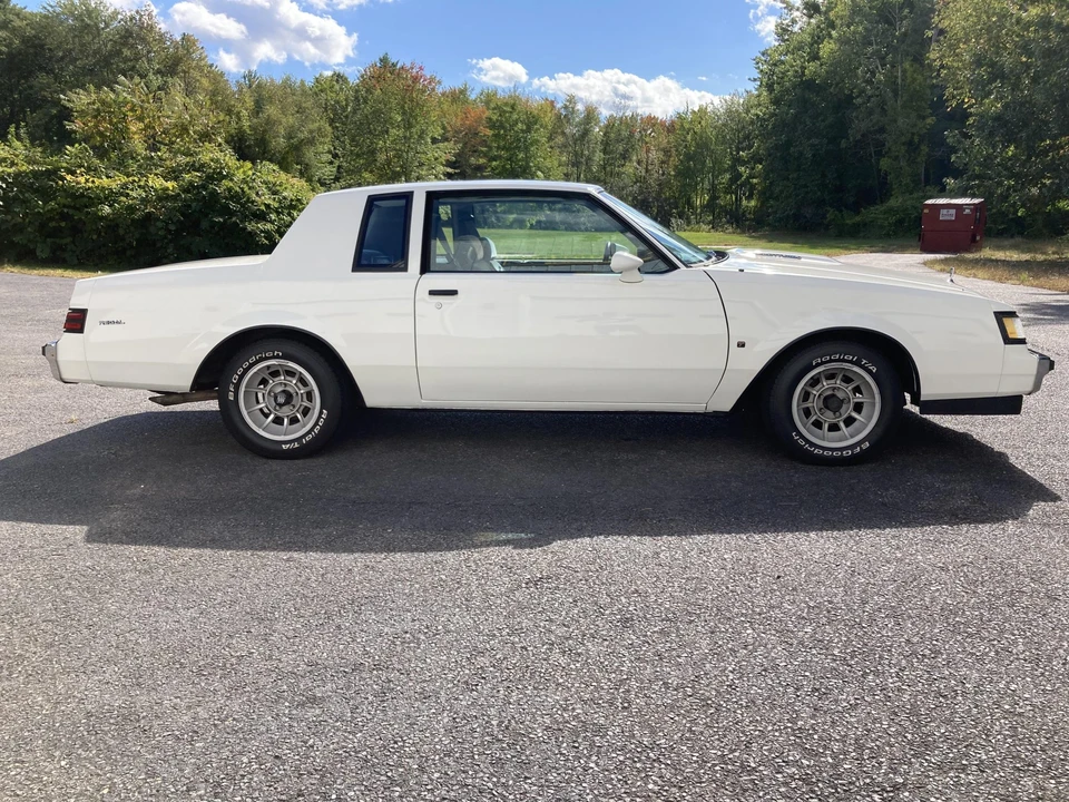 1987 Buick Regal - Image 17 of 31