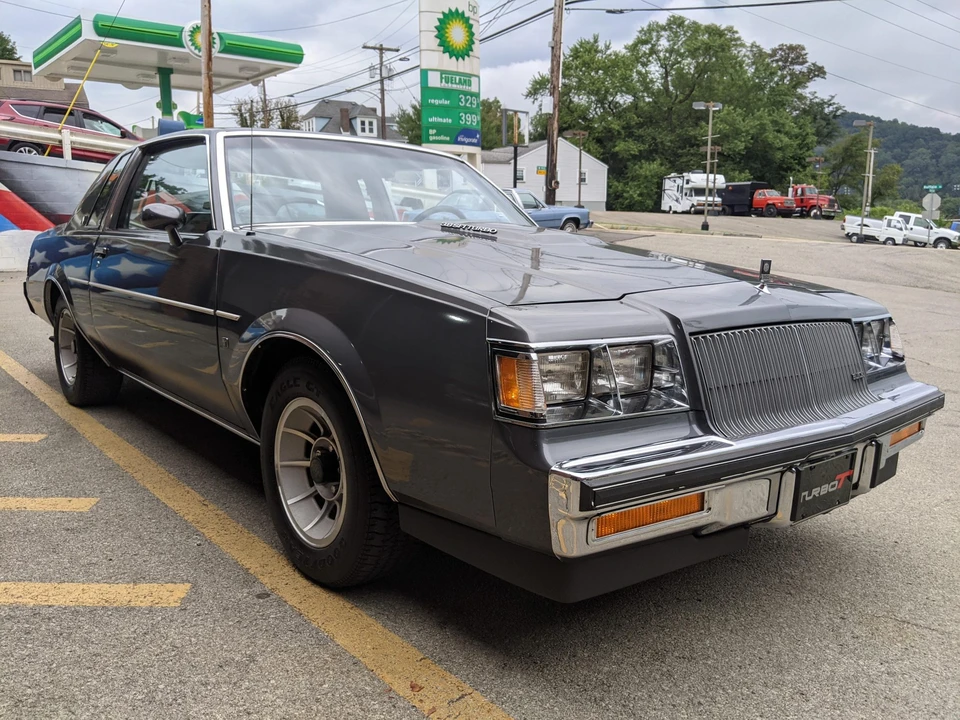 1987 Buick Regal - Image 22 of 31