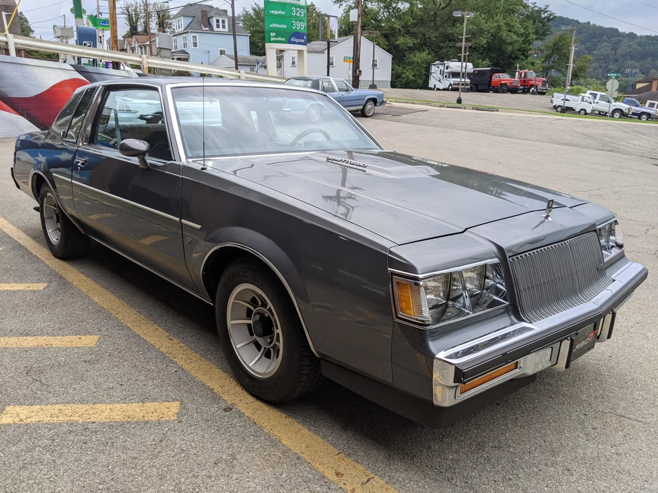 1987 Buick Regal - Image 25 of 31