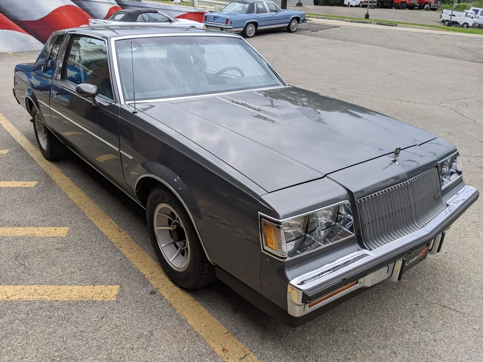 1987 Buick Regal - Image 24 of 31