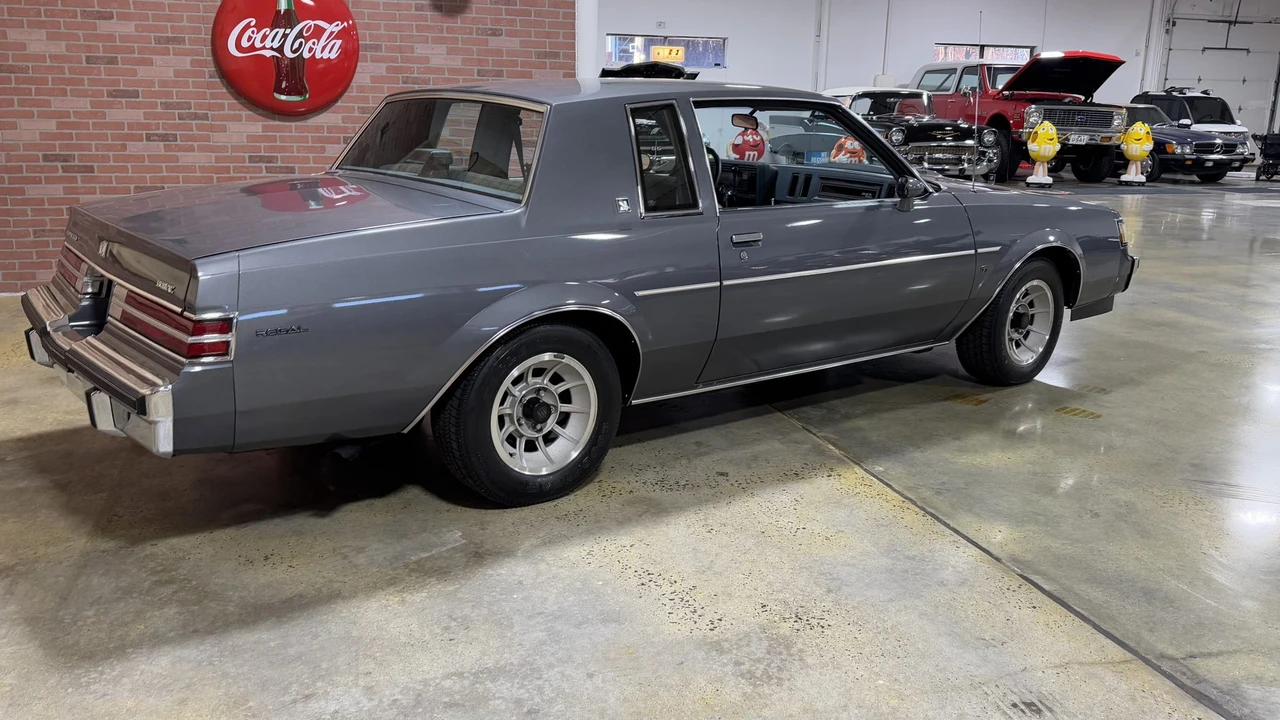 1987 Buick Regal - Image 7 of 31
