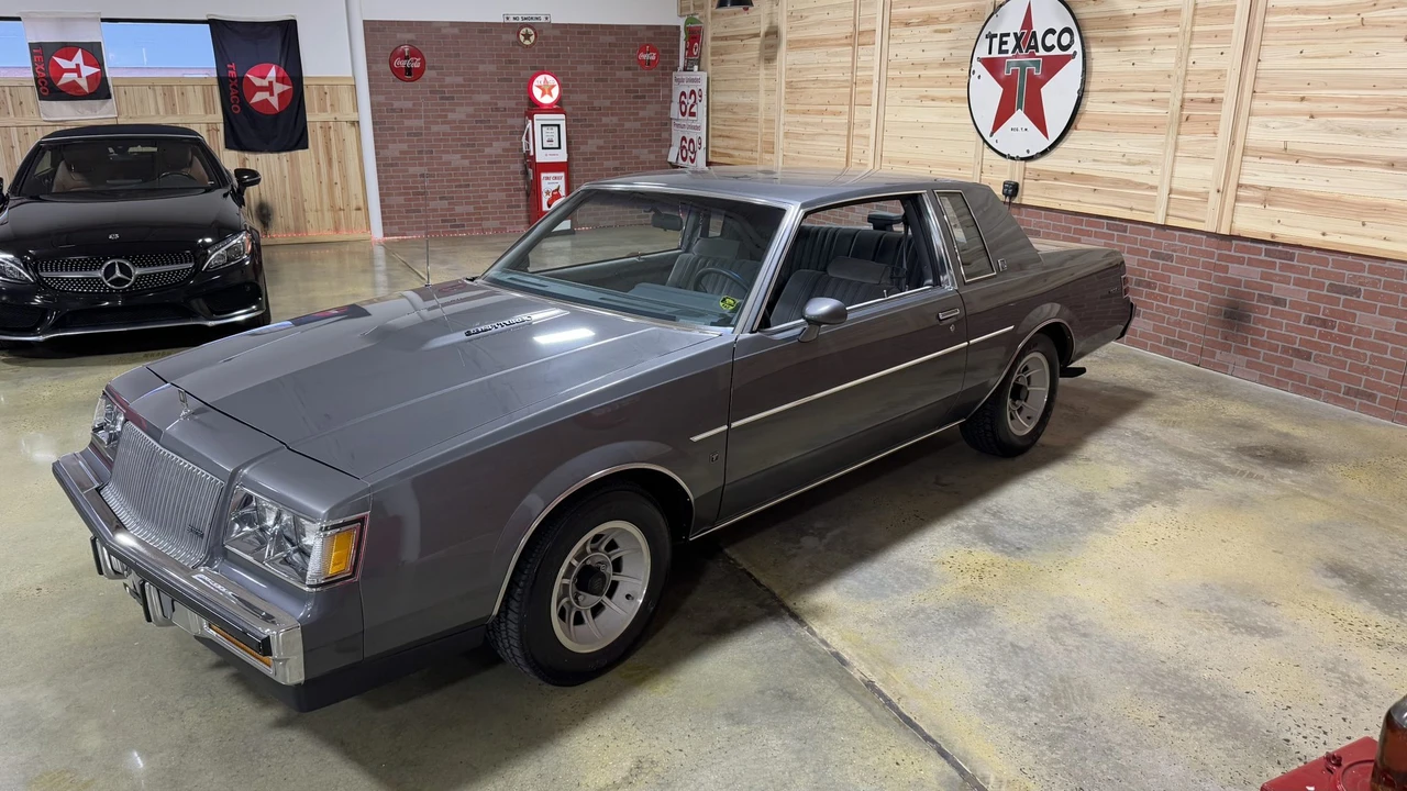 1987 Buick Regal - Image 2 of 31