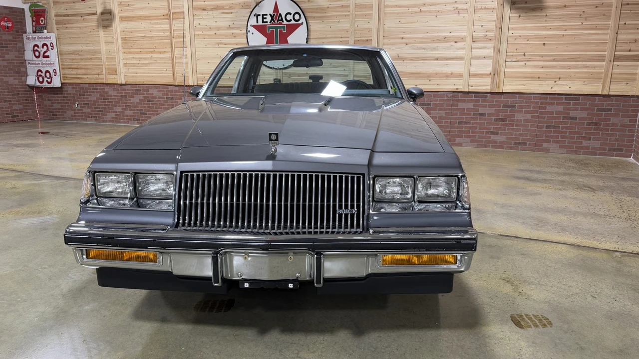 1987 Buick Regal - Image 14 of 31