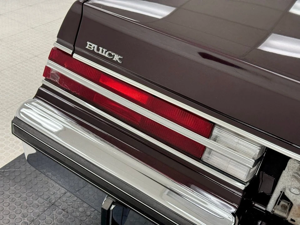 1987 Buick Regal - Image 18 of 21