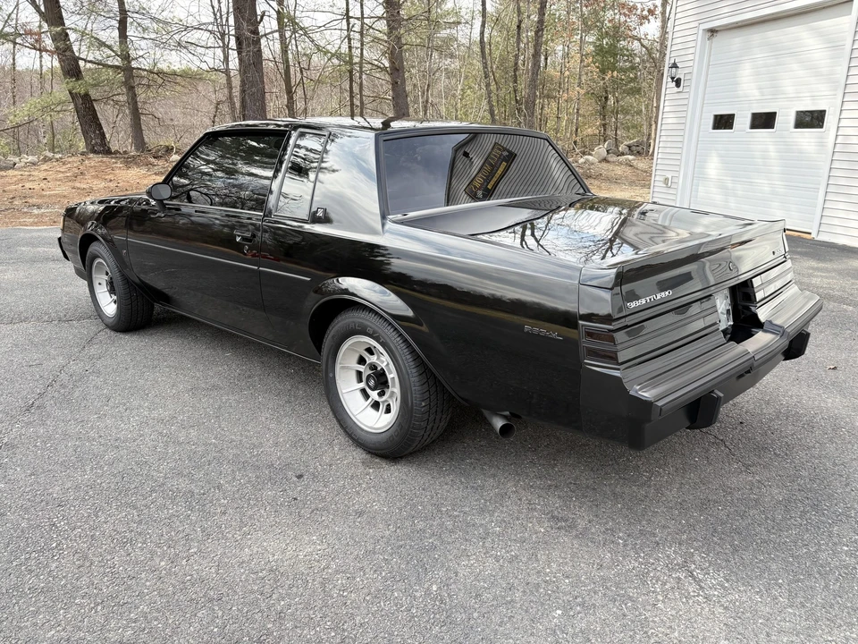 1987 Buick Regal - Image 22 of 31
