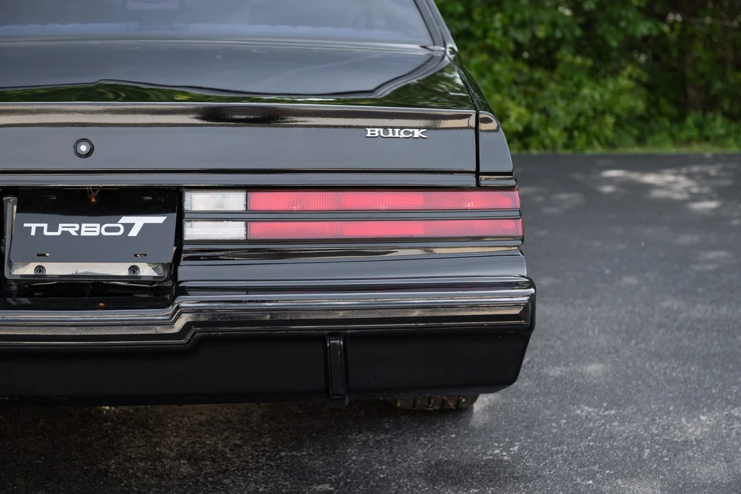 1987 Buick Regal - Image 28 of 31