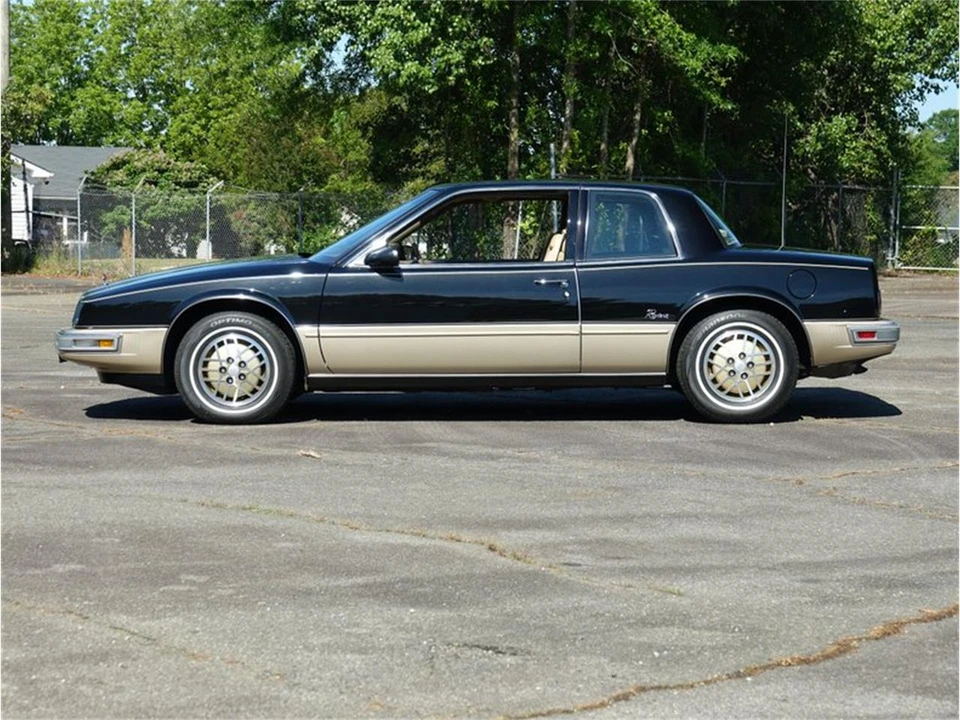 1987 Buick Riviera 4th-7th Gen - Image 4 of 31