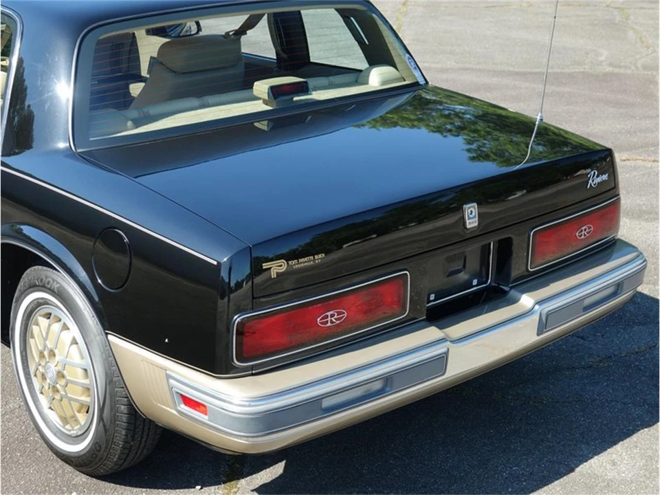 1987 Buick Riviera 4th-7th Gen - Image 11 of 31