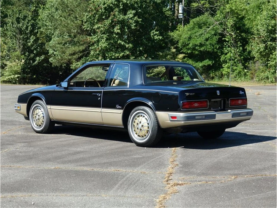 1987 Buick Riviera 4th-7th Gen - Image 8 of 31