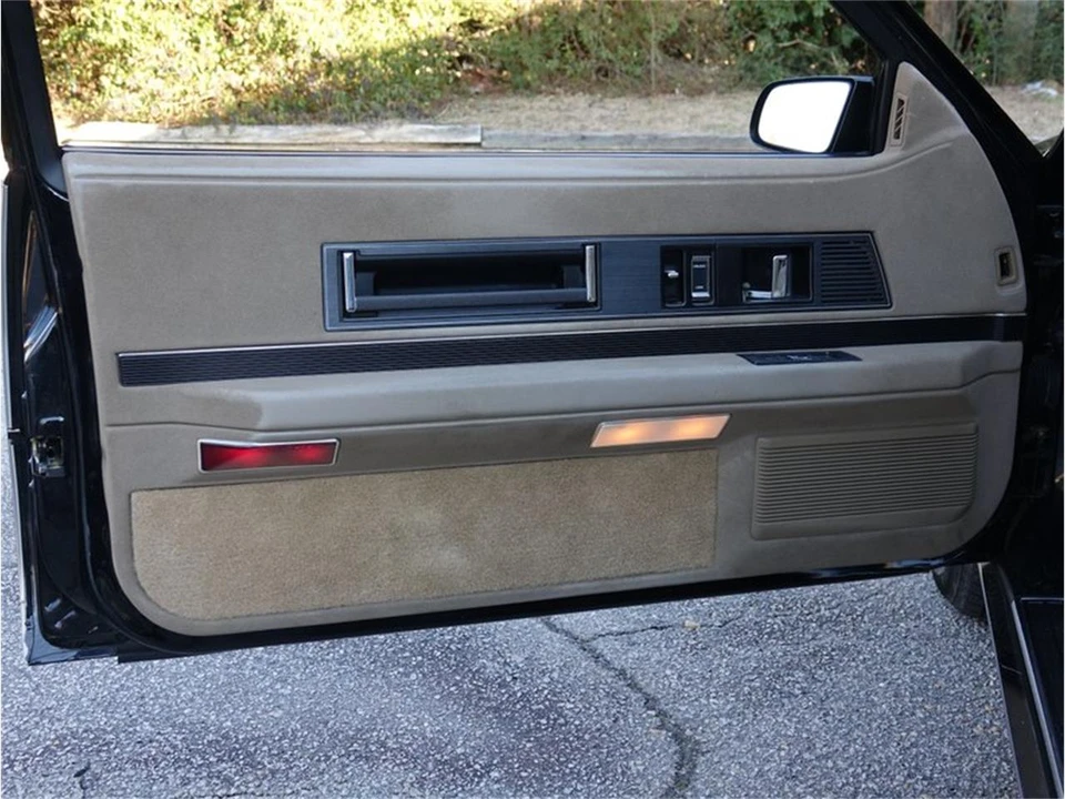 1987 Buick Riviera 4th-7th Gen - Image 21 of 31
