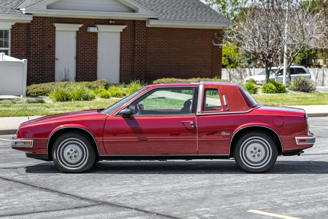 1987 Buick Riviera 4th-7th Gen - Image 8 of 31