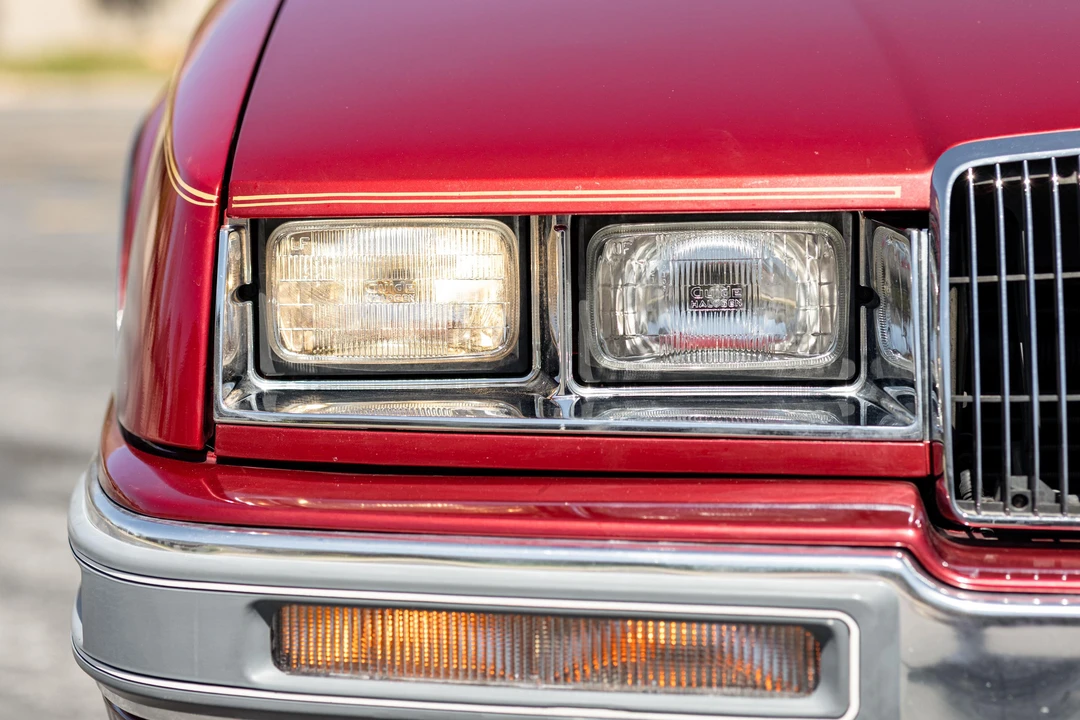 1987 Buick Riviera 4th-7th Gen - Image 13 of 31