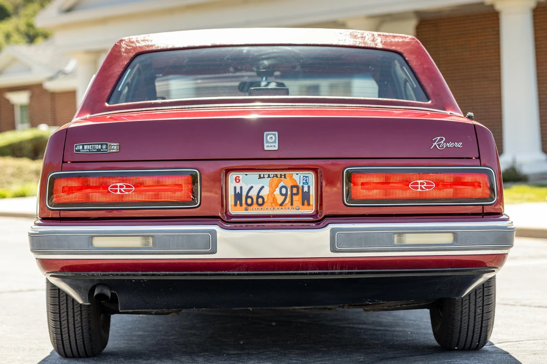 1987 Buick Riviera 4th-7th Gen - Image 10 of 31