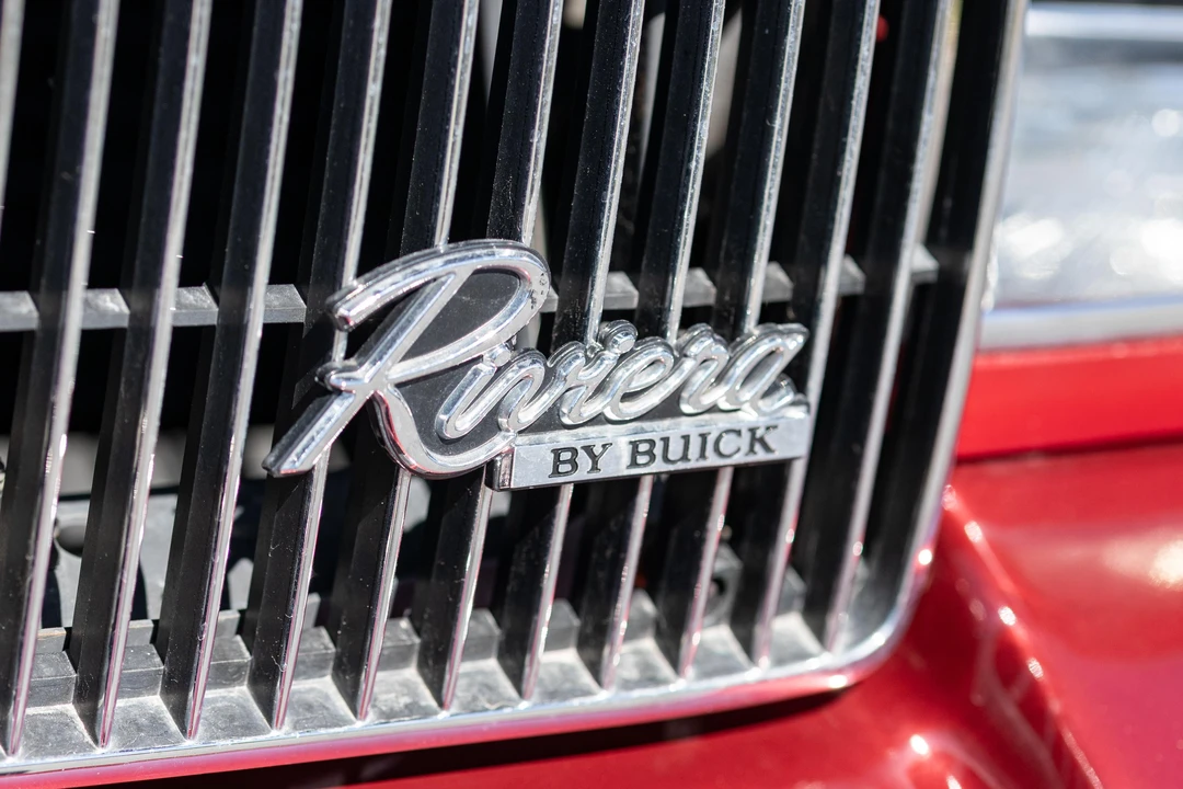 1987 Buick Riviera 4th-7th Gen - Image 16 of 31