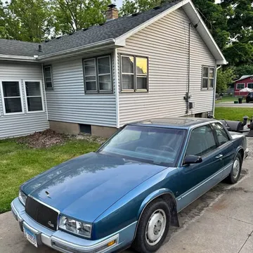 1987 Buick Riviera Coupe 2D