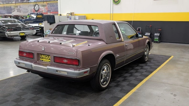 1987 Buick Riviera 4th-7th Gen - Image 3 of 9