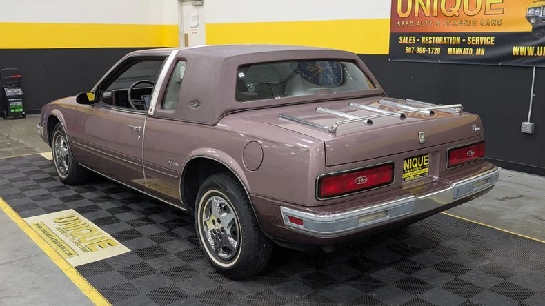 1987 Buick Riviera 4th-7th Gen - Image 4 of 9