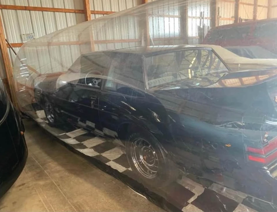 1987 Buick Grand National - Image 17 of 18