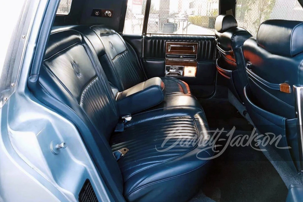 1987 Cadillac Brougham - Image 11 of 14