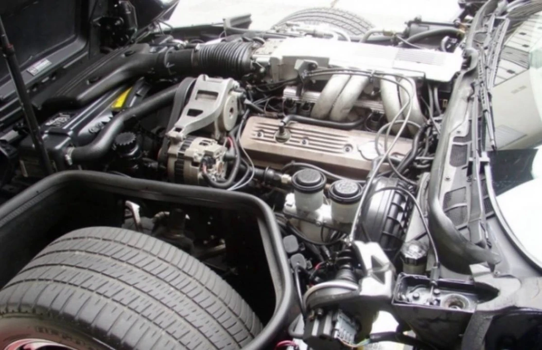 1987 Chevrolet Corvette C4 - Image 3 of 11