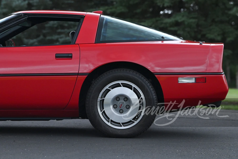1987 Chevrolet Corvette C4 - Image 13 of 31