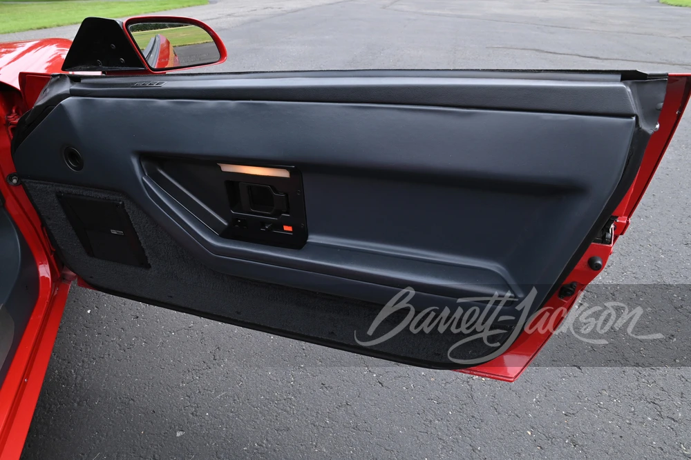 1987 Chevrolet Corvette C4 - Image 19 of 31