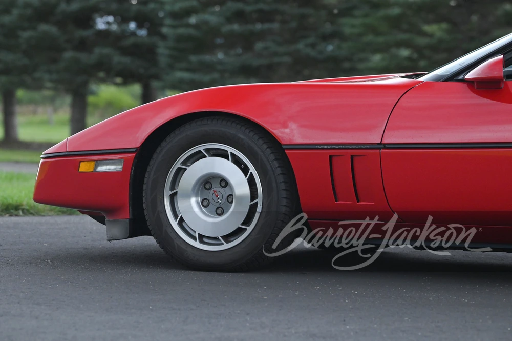 1987 Chevrolet Corvette C4 - Image 20 of 31