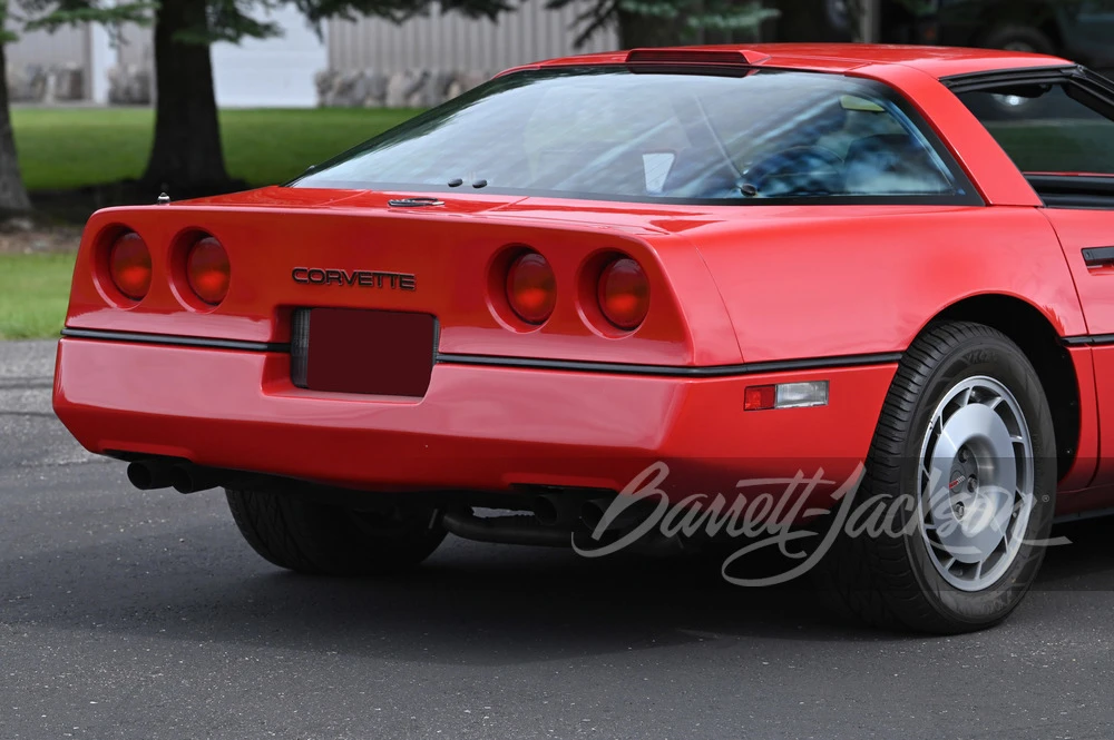 1987 Chevrolet Corvette C4 - Image 24 of 31