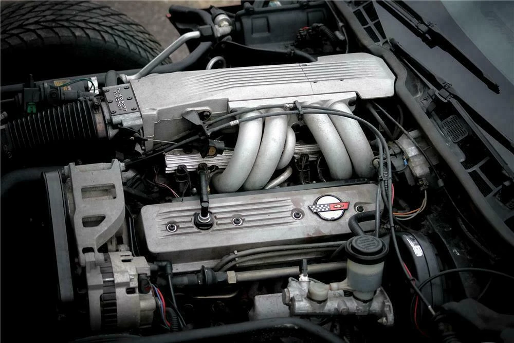 1987 Chevrolet Corvette C4 - Image 3 of 4