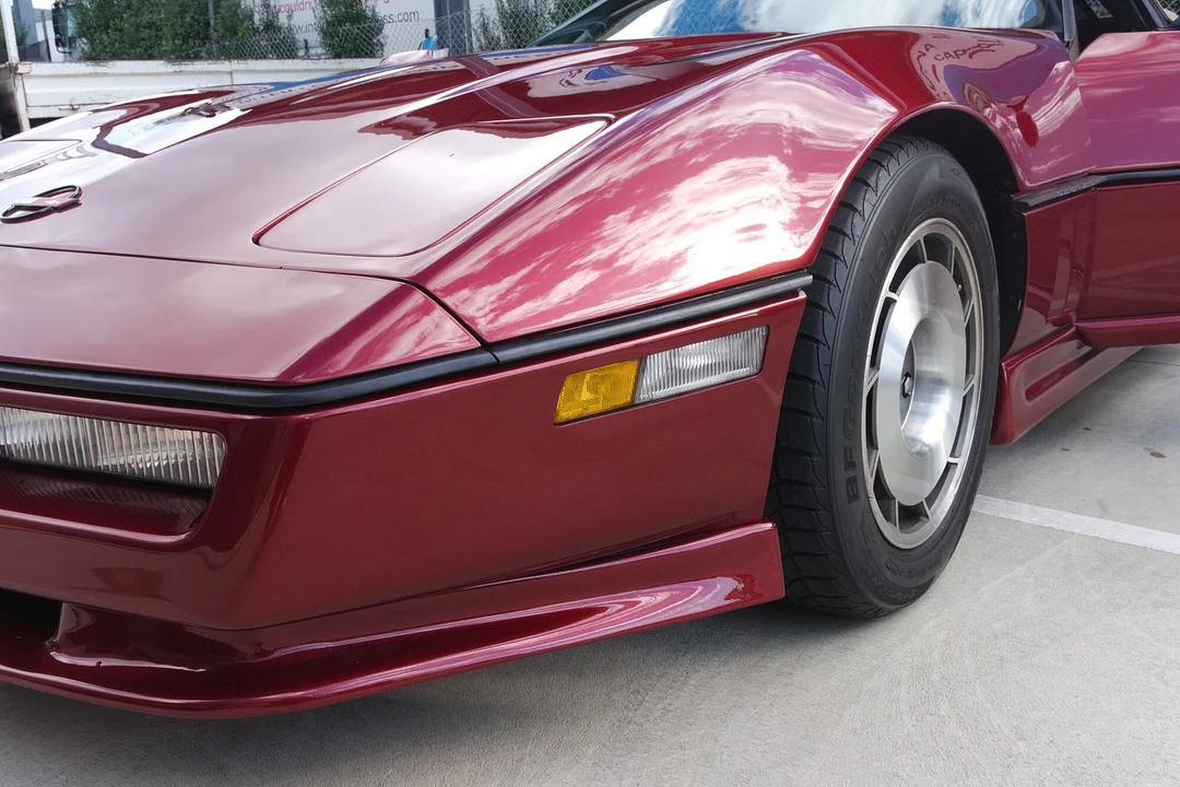 1987 Chevrolet Corvette C4 - Image 18 of 31