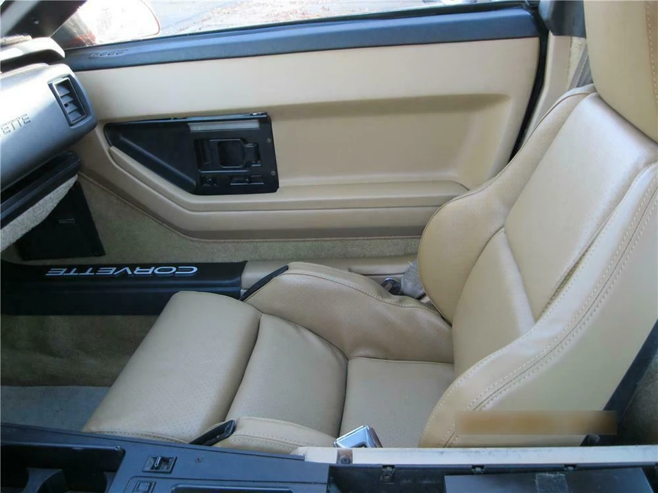 1987 Chevrolet Corvette C4 - Image 3 of 5