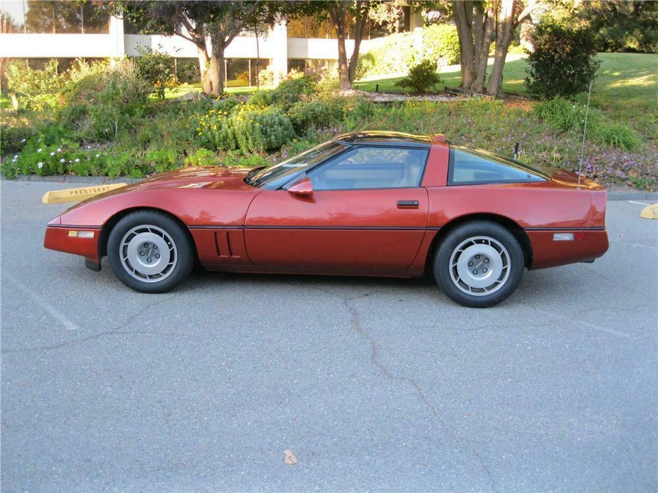 1987 Chevrolet Corvette C4 - Image 4 of 5