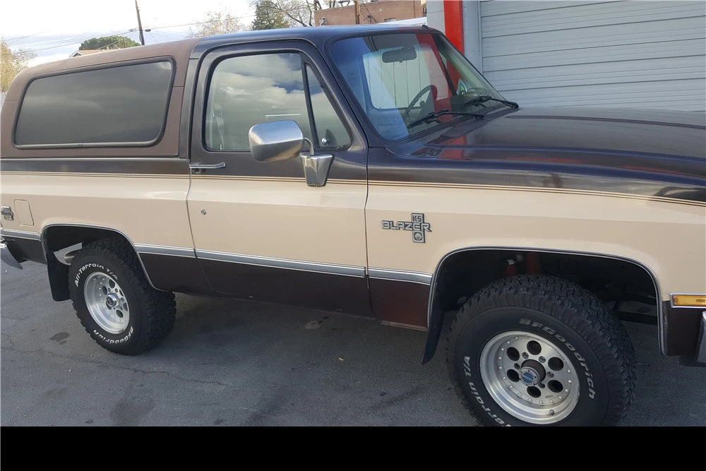 1987 Chevrolet K5 Blazer 2nd Gen - Image 5 of 5