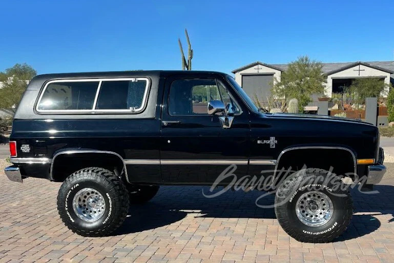 1987 Chevrolet K5 Blazer 2nd Gen - Image 10 of 10
