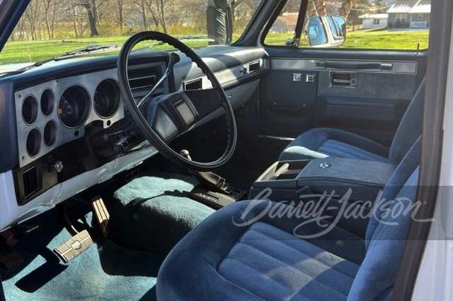 1987 Chevrolet K5 Blazer 2nd Gen - Image 3 of 7