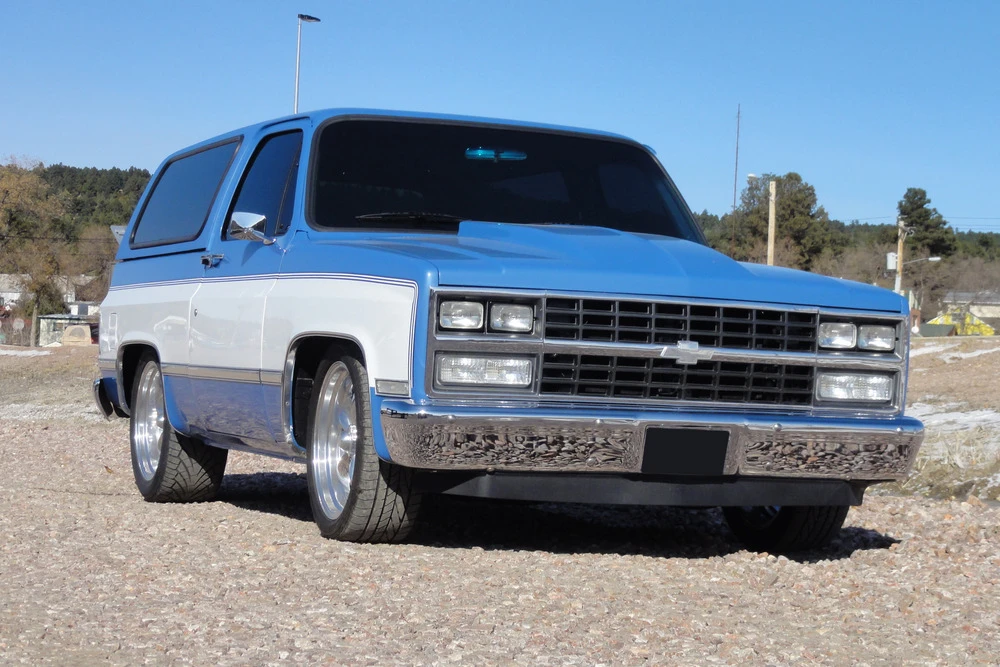 1987 Chevrolet K5 Blazer 2nd Gen - Image 2 of 5