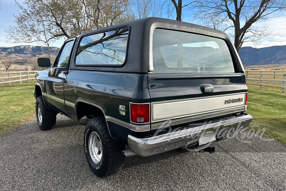 1987 Chevrolet K5 Blazer 2nd Gen - Image 18 of 19