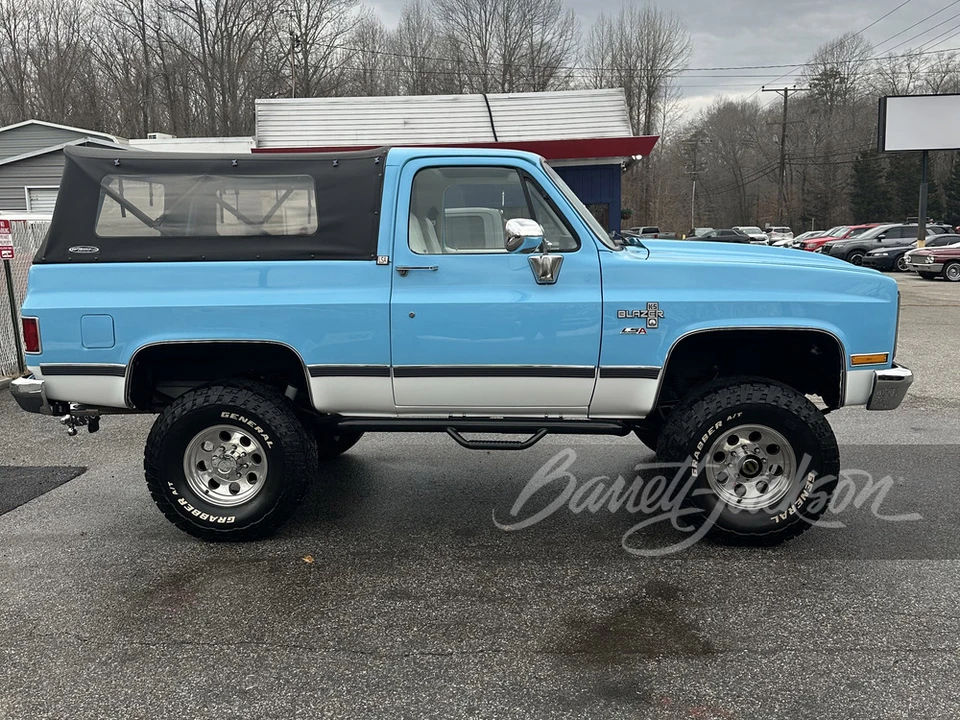 1987 Chevrolet K5 Blazer 2nd Gen - Image 5 of 31