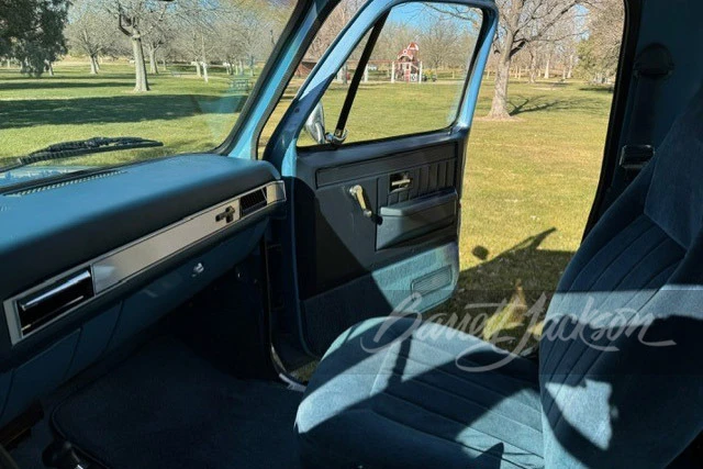 1987 Chevrolet K5 Blazer 2nd Gen - Image 14 of 29